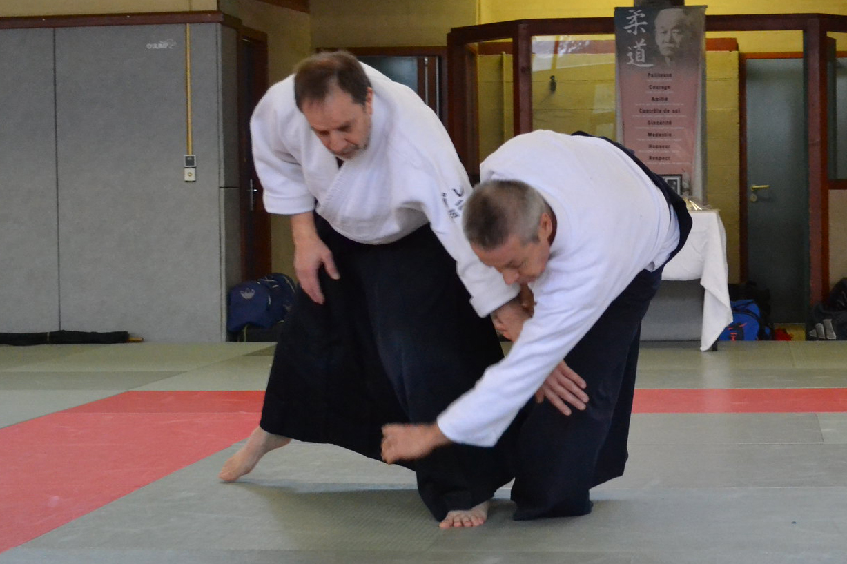 //www.aikido-chelles.fr/wp-content/uploads/2018/02/escg_club_09.jpg